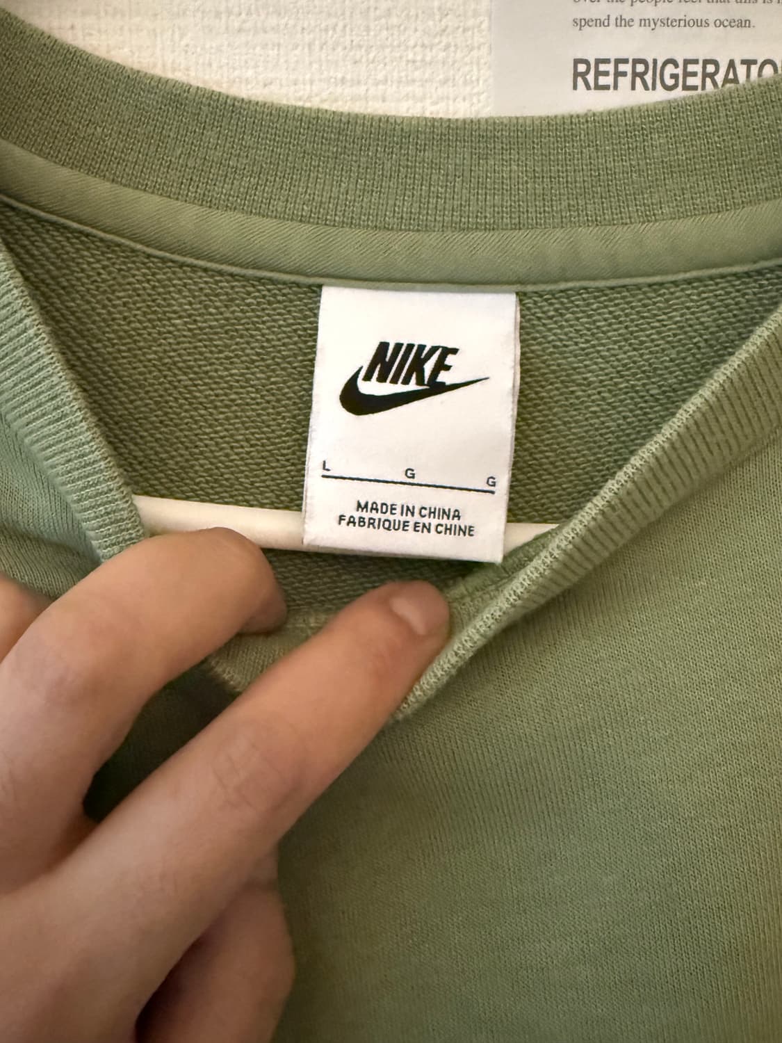 나이키 맨투맨 상품이미지2