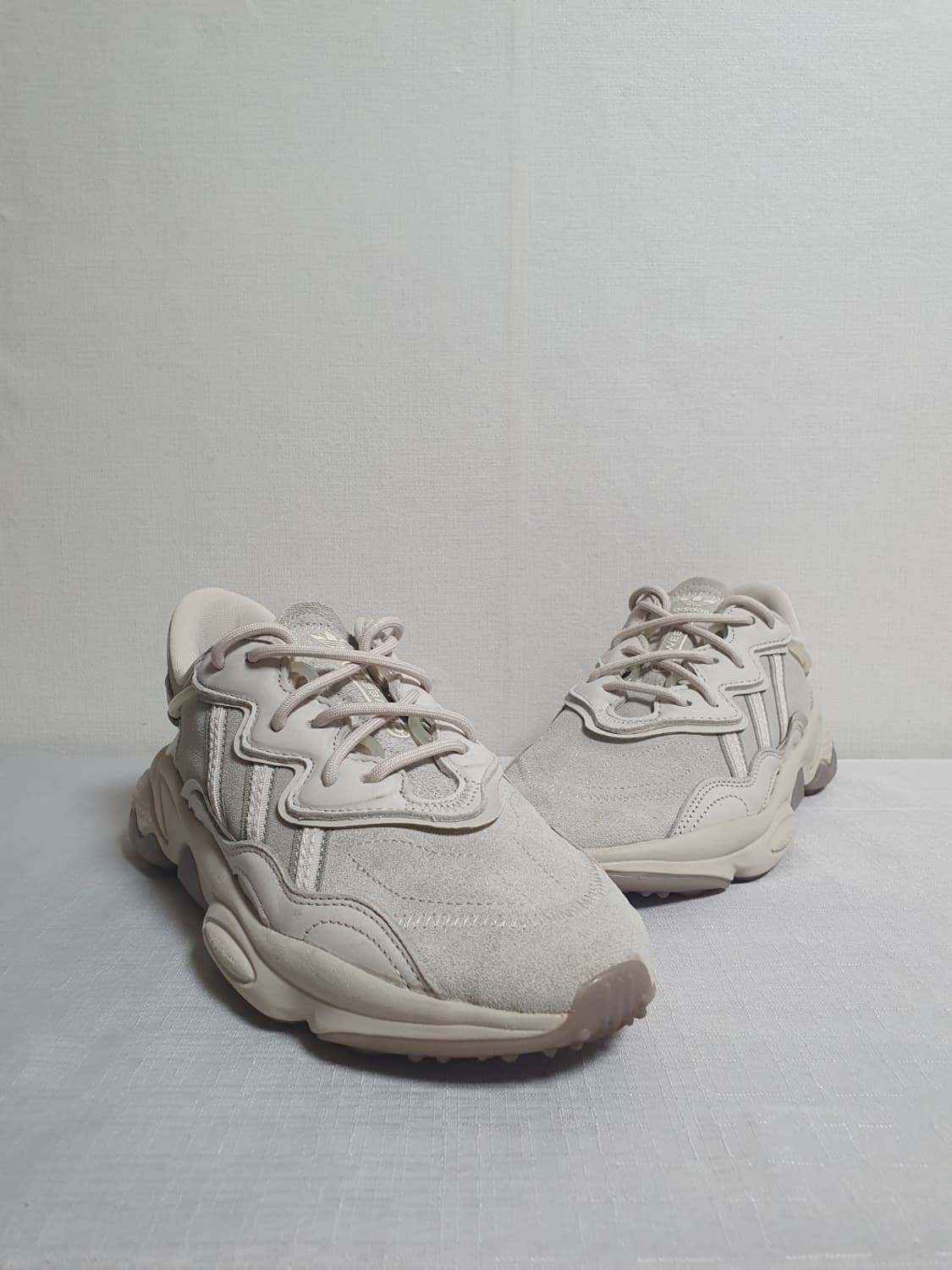 245mm 아디다스 오즈위고 베이지 운동화 스웨이드  상품이미지5