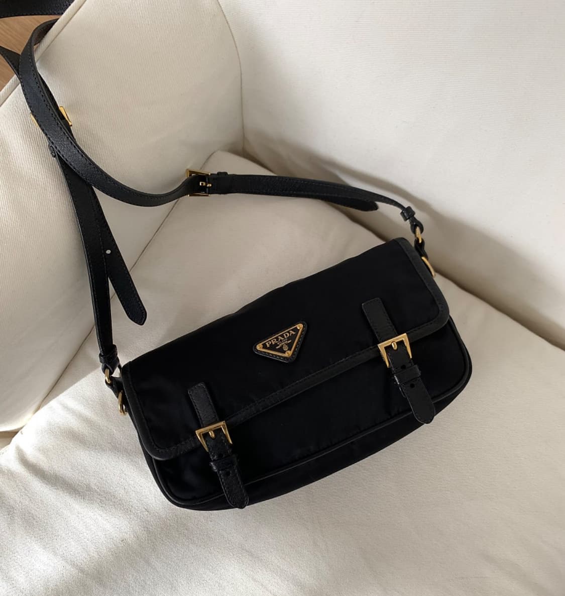 프라다 빈티지 나일론 크로스백 상품이미지1