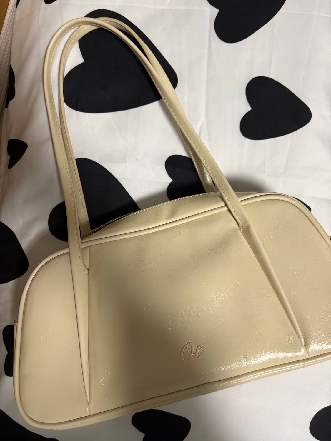 아더템포 스타카토 숄더백 크림  상품이미지1