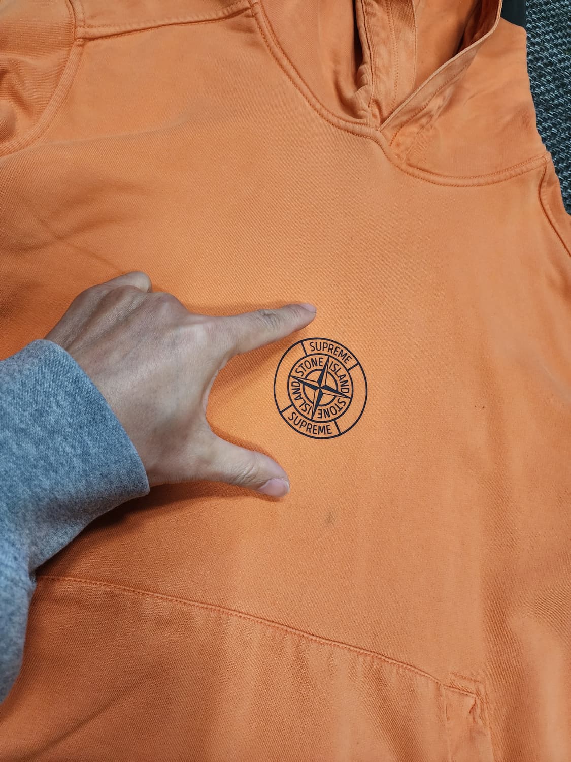 슈프림  x 스톤아일랜드 후드티 XL 상품이미지9