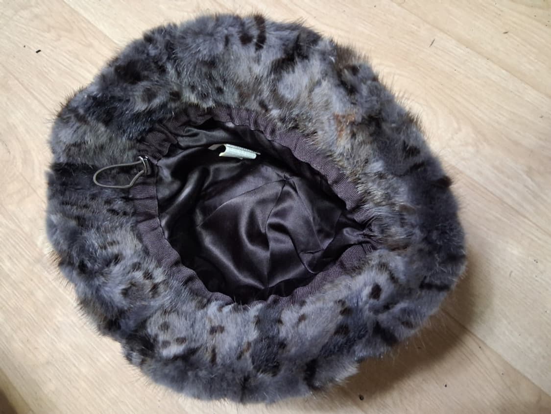 레오파드 밍크모자 프리사이즈 천연밍크 그레이레오파드

챙폭 5CM 모자길 상품이미지3