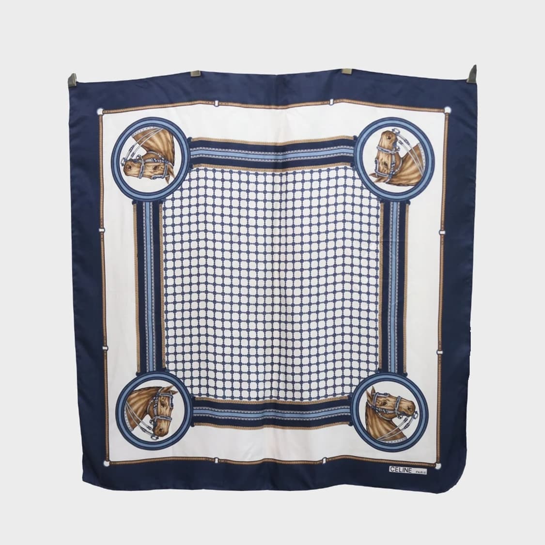 셀린느 실크 스카프 66972 상품이미지1