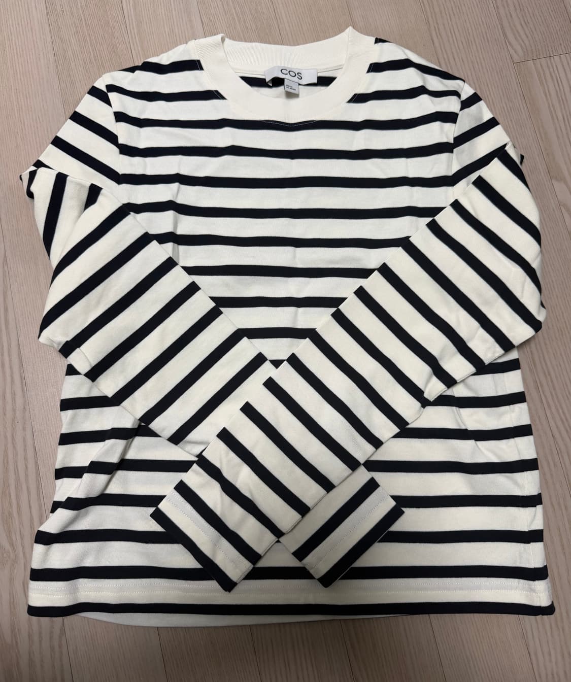 코스 롱슬리브 xs 상품이미지3