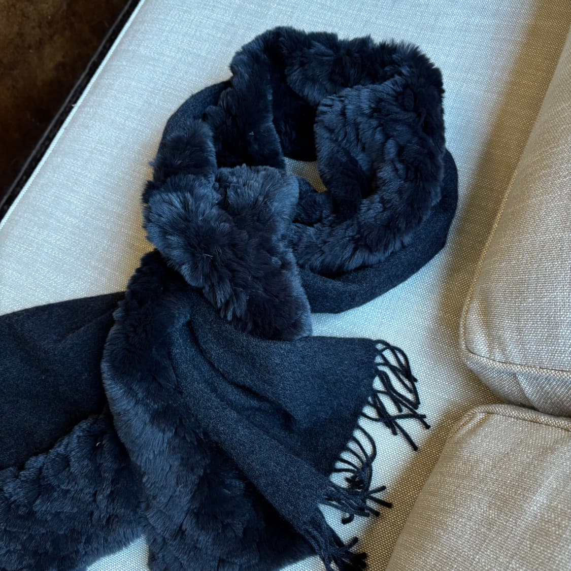 스테파노 필라티 이탈리아 캐시미어 100 숄 리얼 퍼 트리밍 상품이미지7