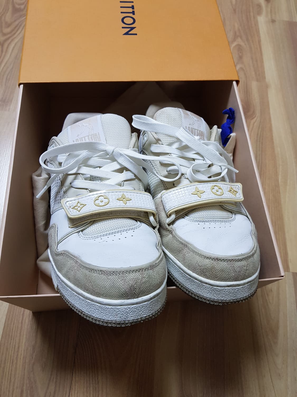 루이비통 LV 트레이너 스니커즈 베이지 상품이미지10