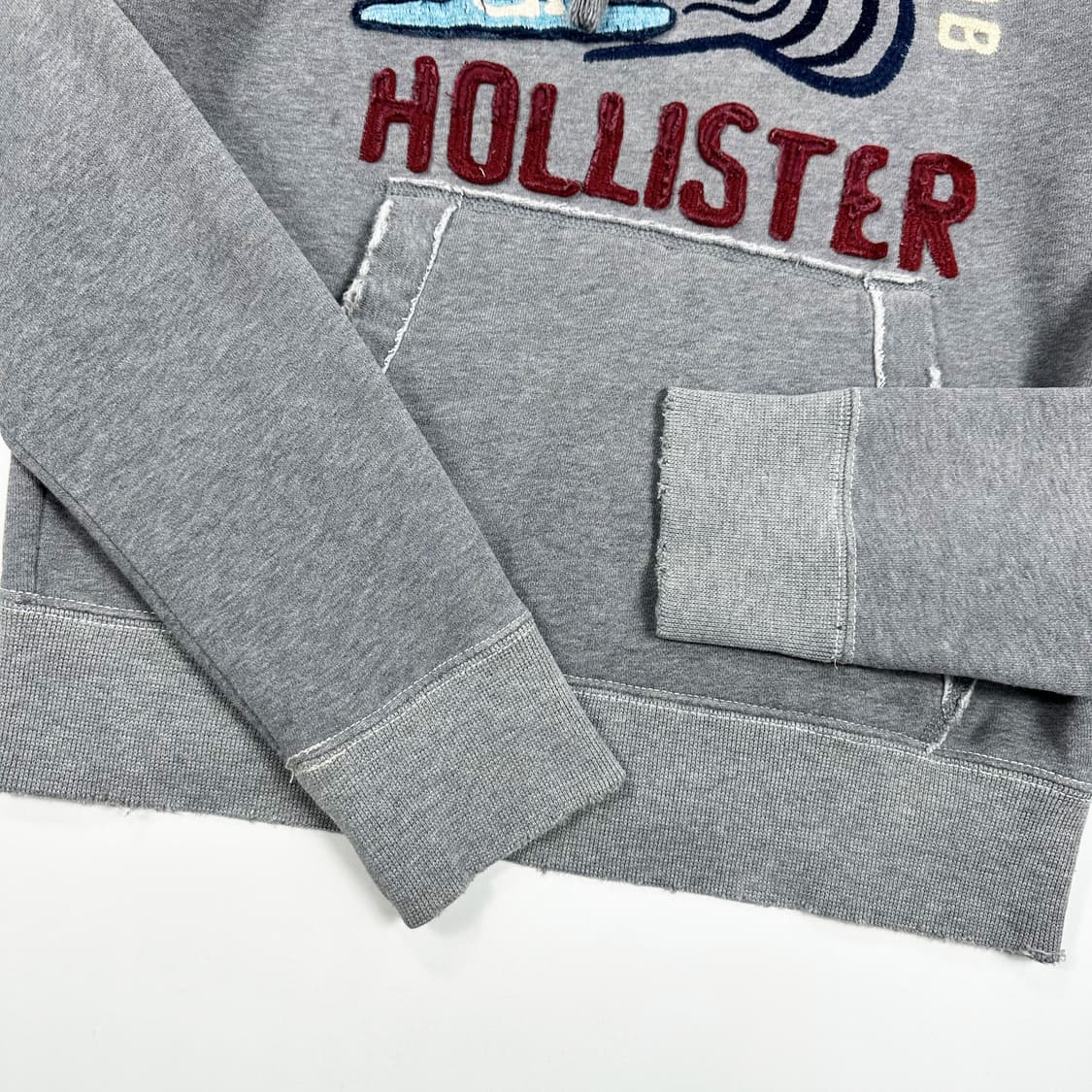 홀리스터 이니셜 서핑 차콜 후드티 (S) 상품이미지4