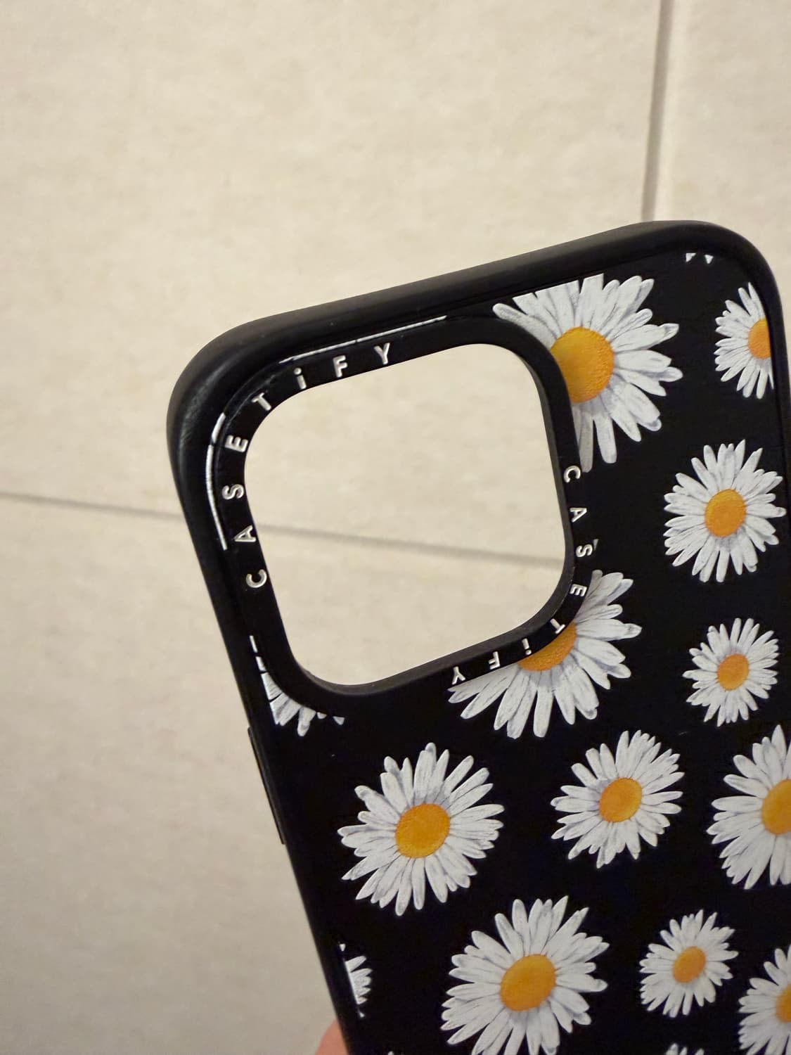 아이폰 15 pro max 데이지 케이스티파이 케이스 상품이미지3