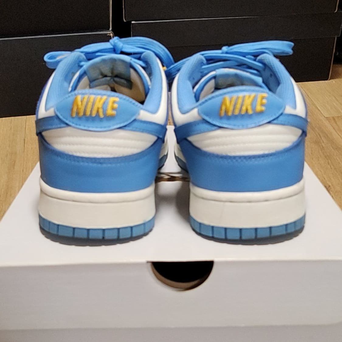 나이키 덩크 275 코스트 UNC 상품이미지5