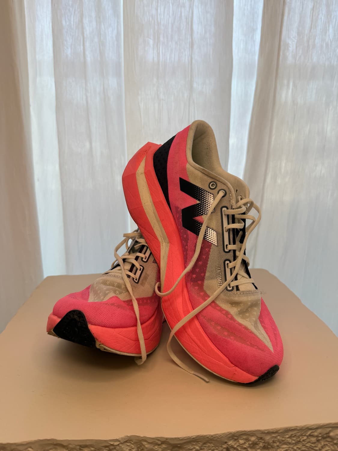 뉴발란스런닝화 엘리트카본화 260 상품이미지4