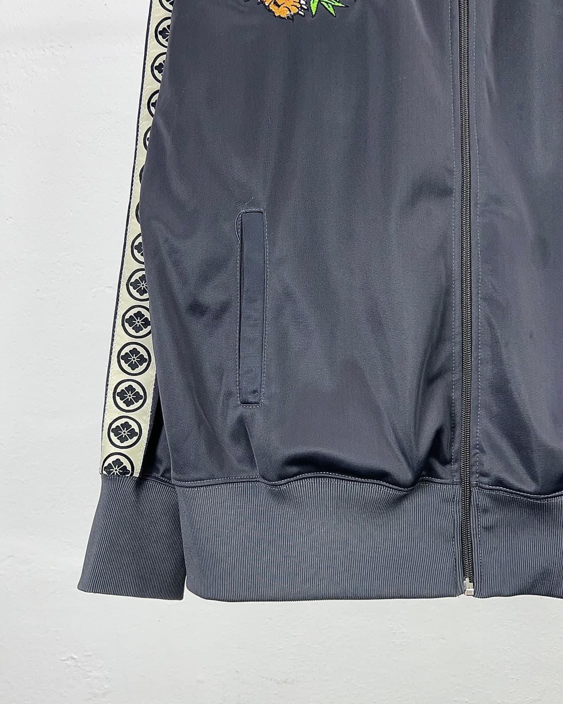재패니즈 빈티지 오리엔탈 타이거 자수 스카쟌 자켓 상품이미지5