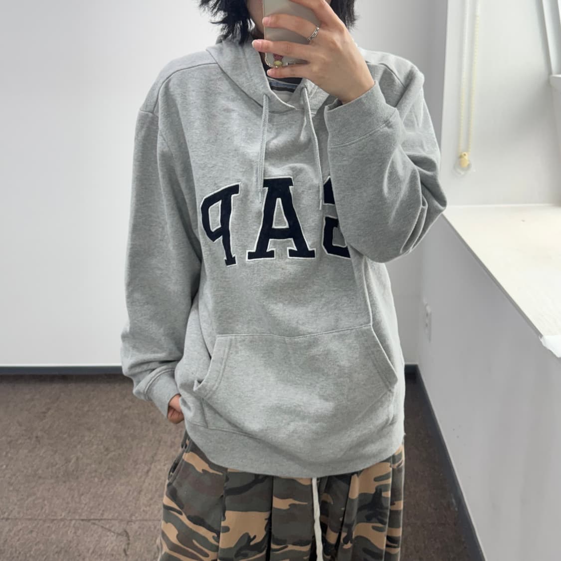 Gap 갭 블랙로고 그레이 후드티  상품이미지1