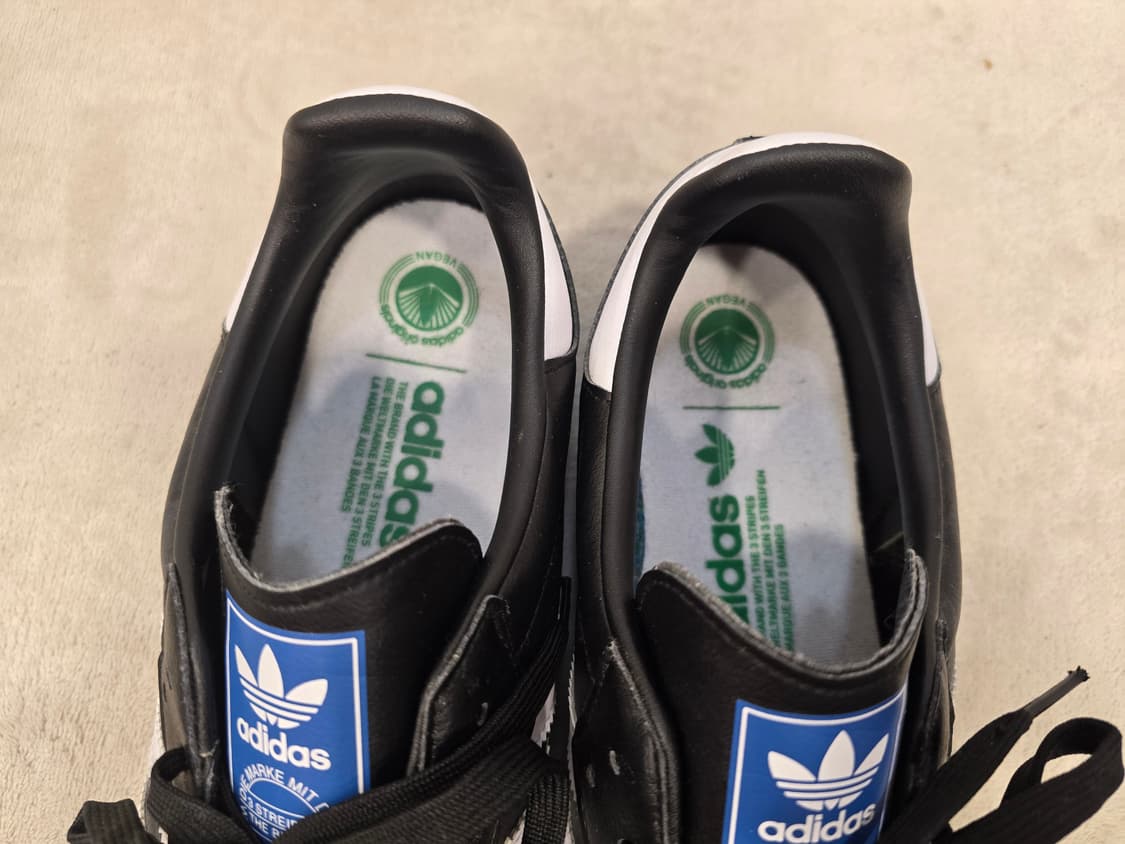 거의새거) 아디다스 삼바 OG 비건 스니커즈 블랙 300 상품이미지5