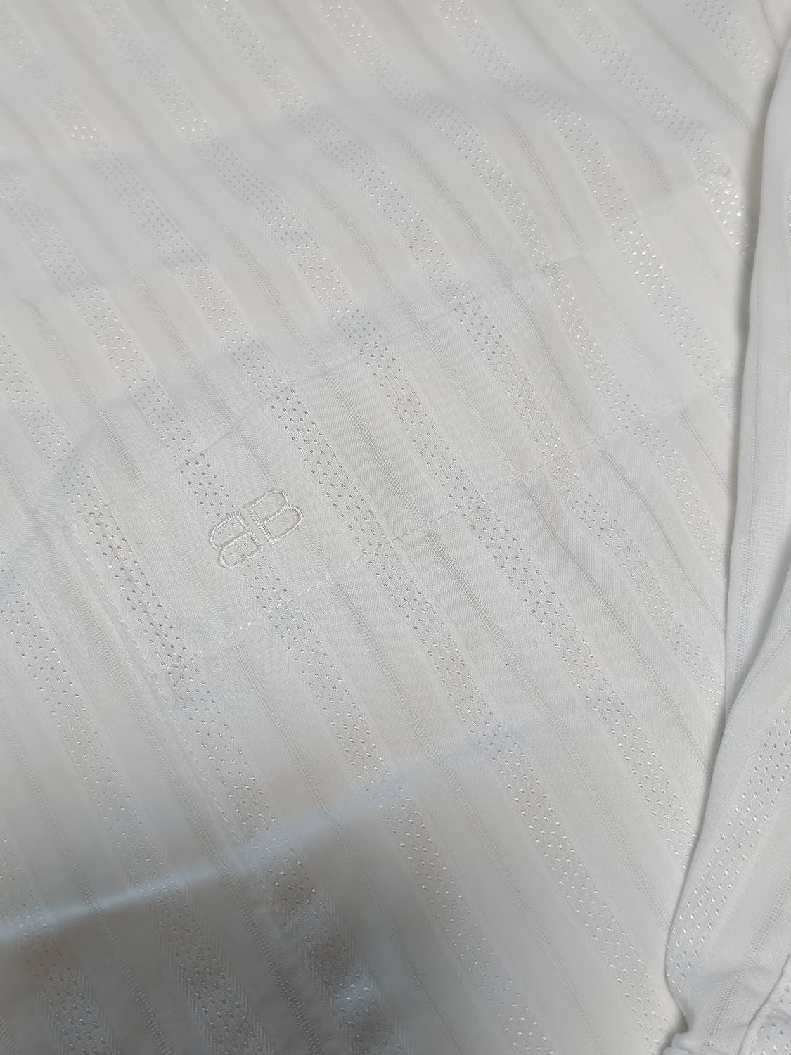 발렌시아가 히든로고 스트라이프 셔츠 95 상품이미지3