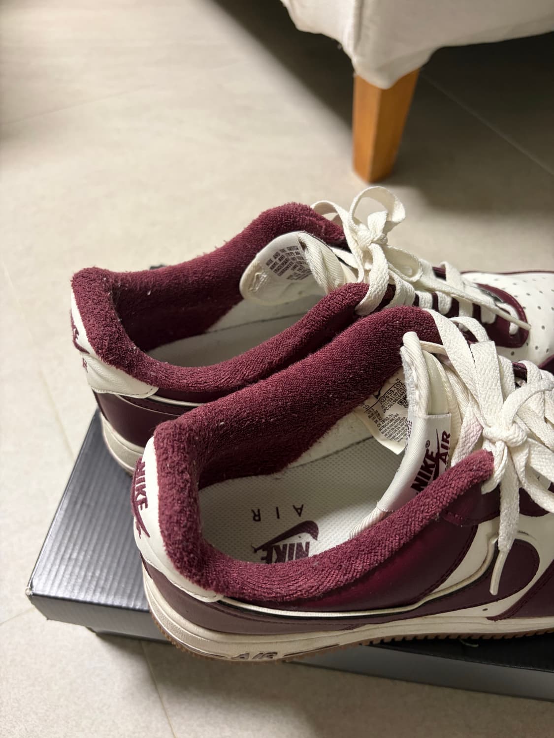 나이키 에어포스 1 '07 LV8 나이트 마룬 상품이미지7