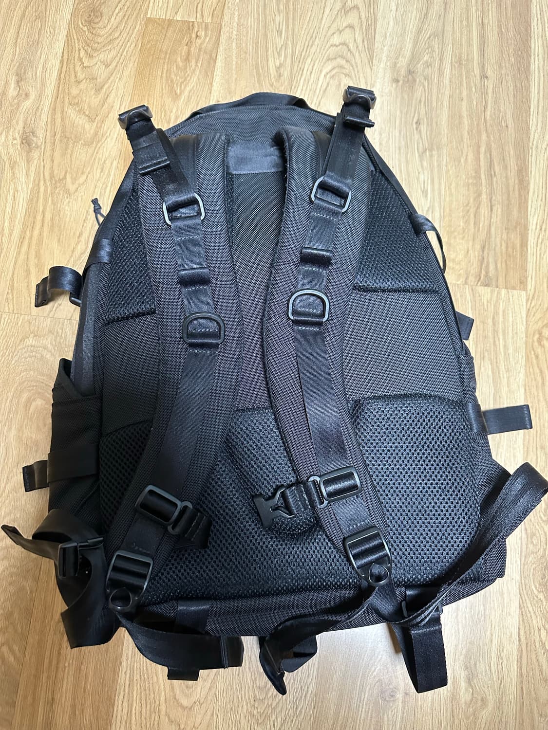 뉴에라 캐리어 백팩 상품이미지2