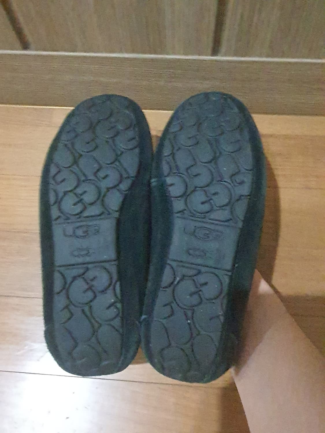 Ugg 어그 앤슬리 큐빅 스니커즈 250사이즈 상품이미지5