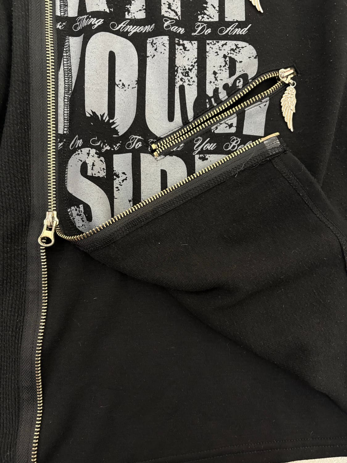 Egoist 지퍼 레터링 롱슬리브 상품이미지4