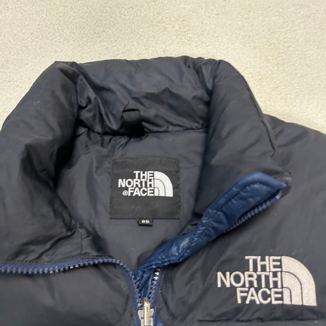 The North Face Navy Nuptse 700 Down Vest 상품이미지6