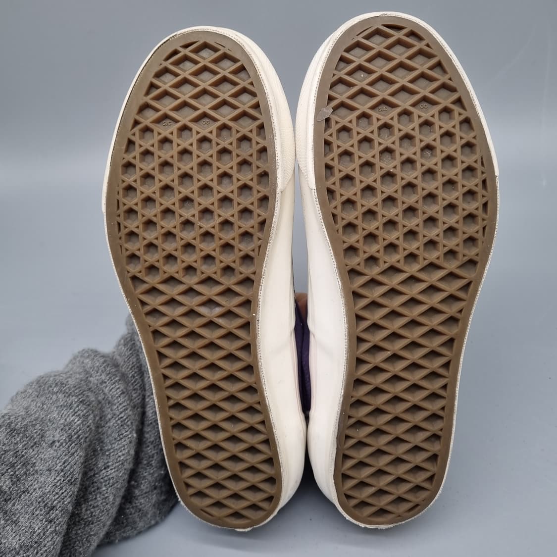 반스 볼트 og 여성스니커즈240  상품이미지3