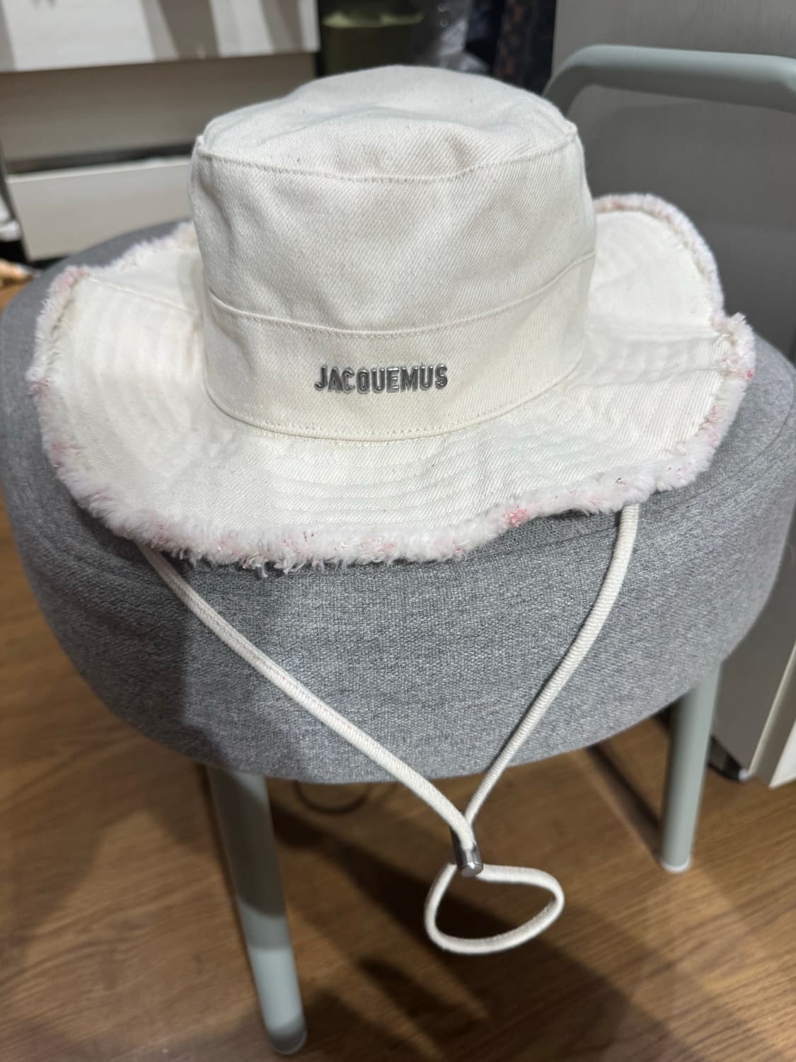 자크뮈스 아이보리 버킷햇 60사이즈 상품이미지2