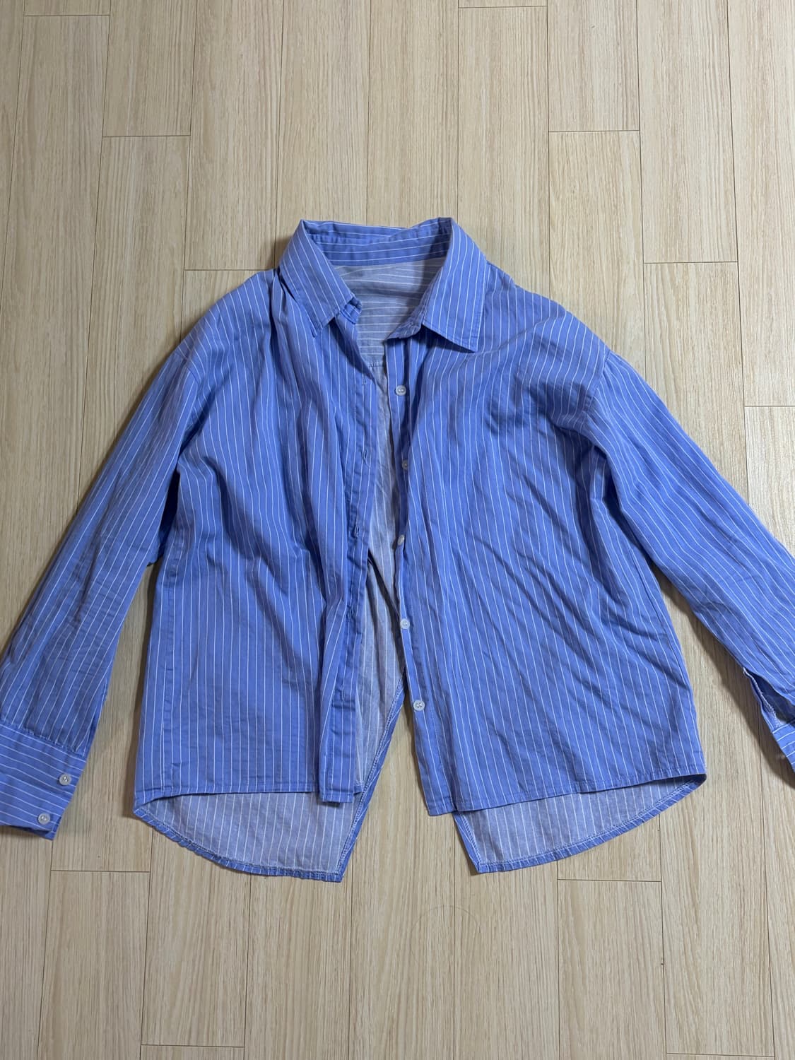 블루 스트라이프 뒷트임셔츠 상품이미지1