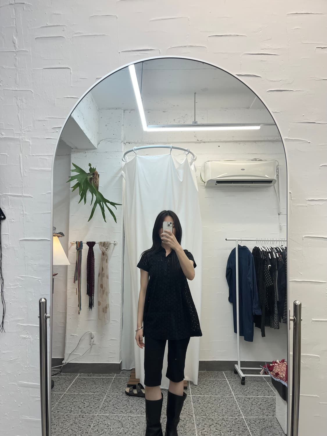 블랙 라인 블라우스 상품이미지3