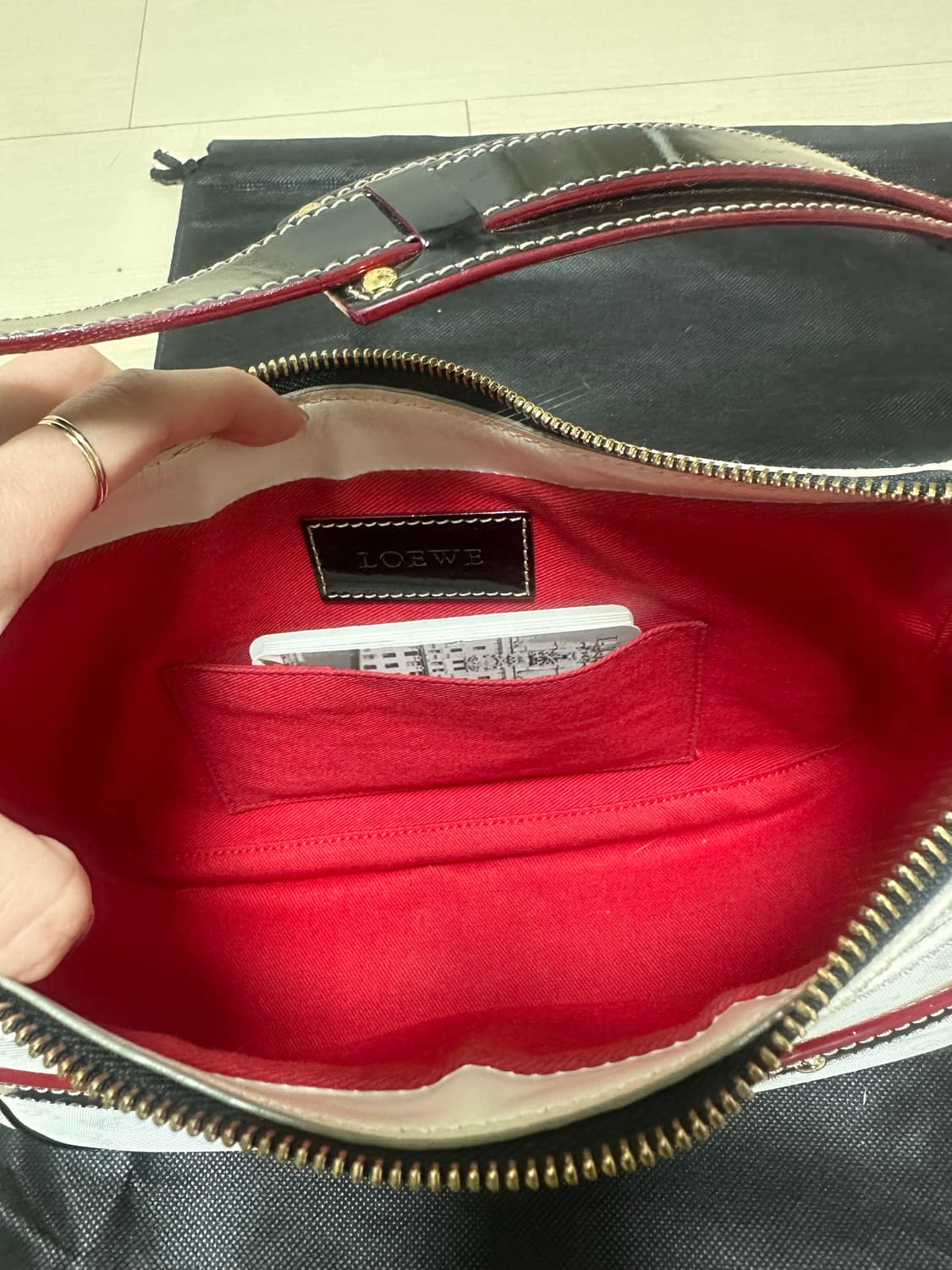 로에베 숄더백(지갑 및 미니백 활용 가능) 상품이미지6