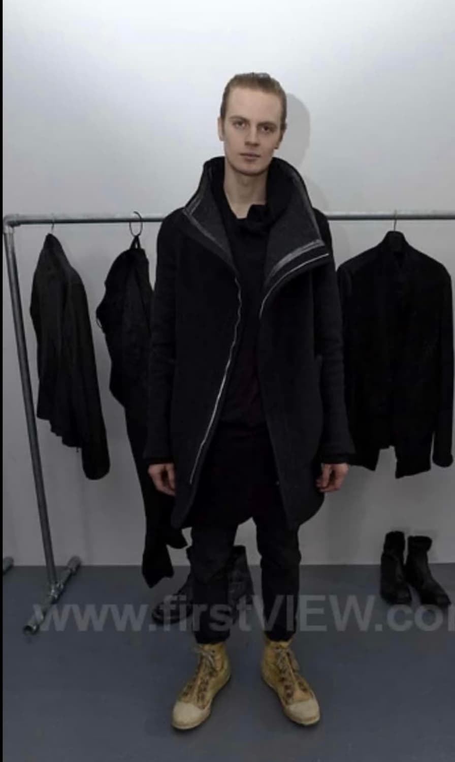 율리우스 13fw 왁스코팅 입체패턴 팬츠 상품이미지2