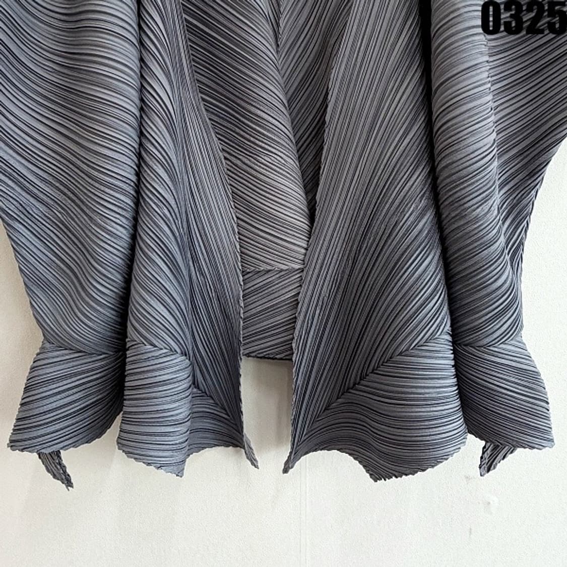 이세이 미야케 플리츠 오픈형 자켓 F  상품이미지6