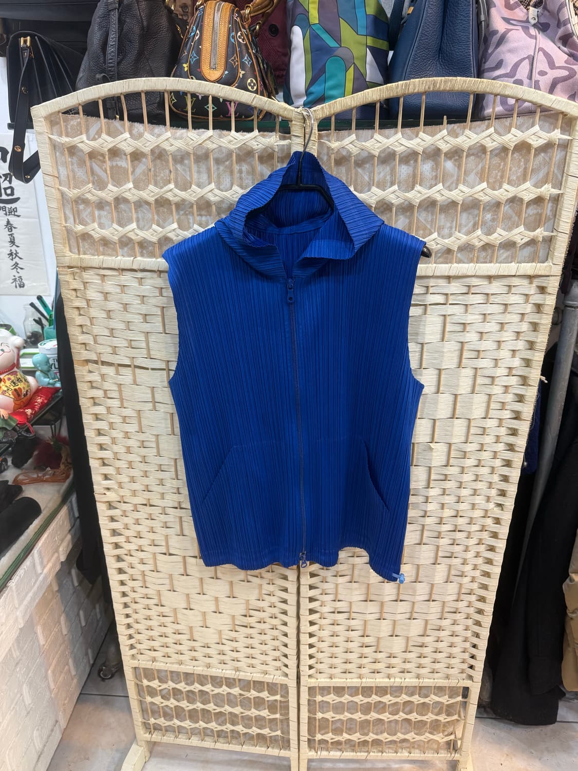 5/66-77 정품 플리츠플리즈 후드 조끼집업 팝니다 상품이미지1