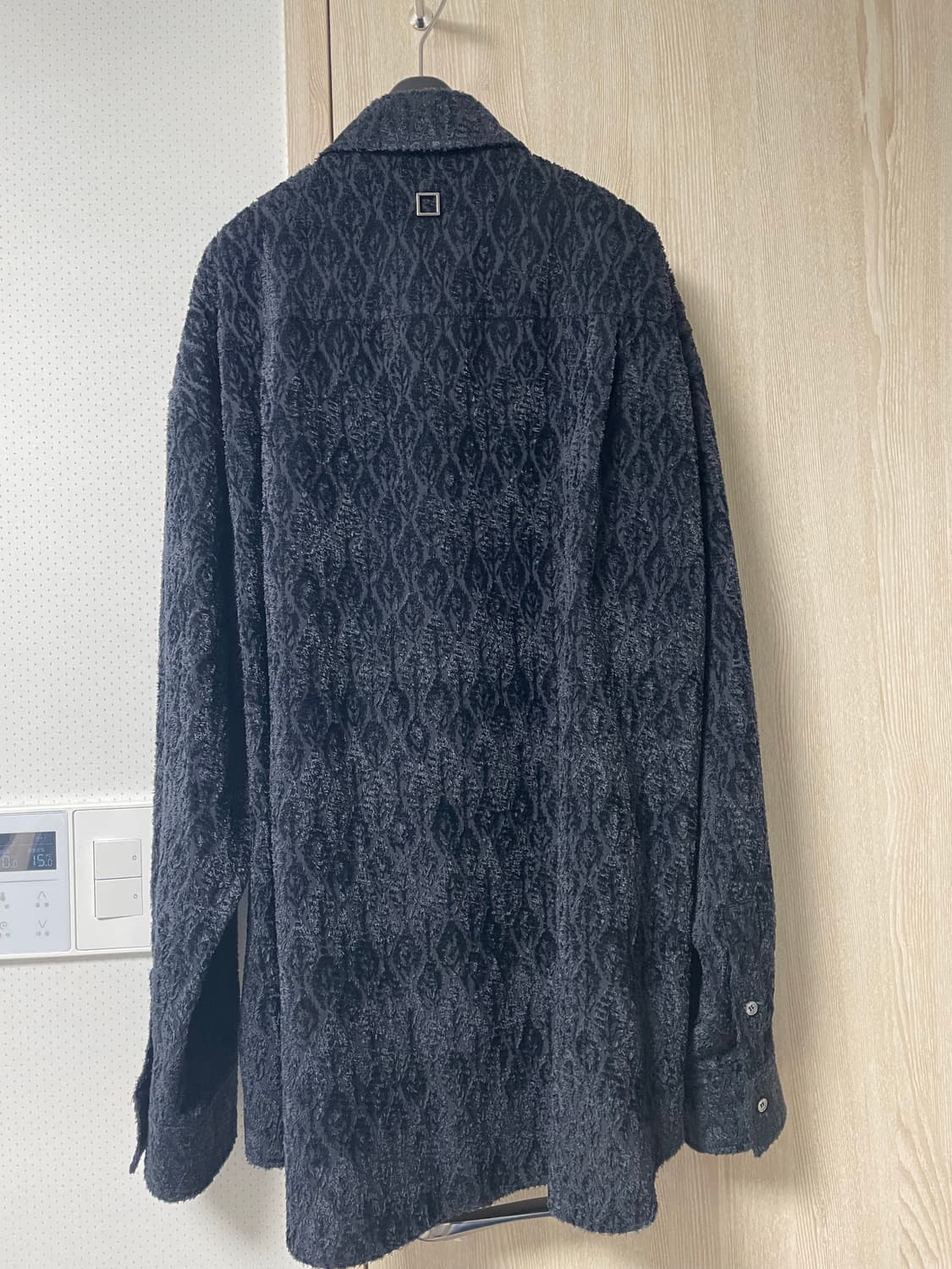 52사이즈 새상품, 우영미 24fw 피콕셔츠 네이비 상품이미지3