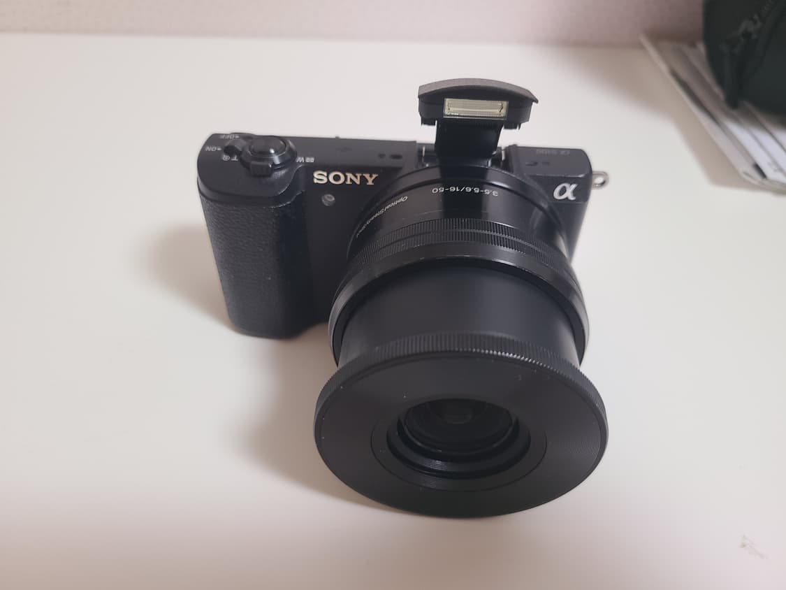 소니 a5100 카메라 + 가방, sd카드, 오토렌즈캡 포함 상품이미지2
