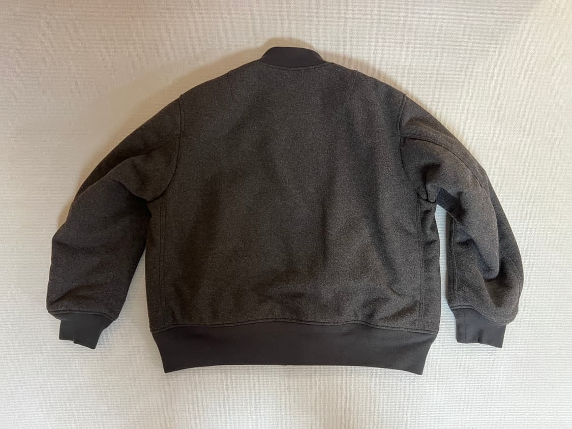 무료배송 - 유니클로 x 엔지니어드 가먼츠 MA-1 쇼트 블루종(그레이) 상품이미지5