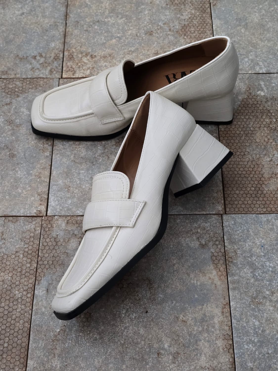 (235)자라 크로커 힐 로퍼 구두 상품이미지3