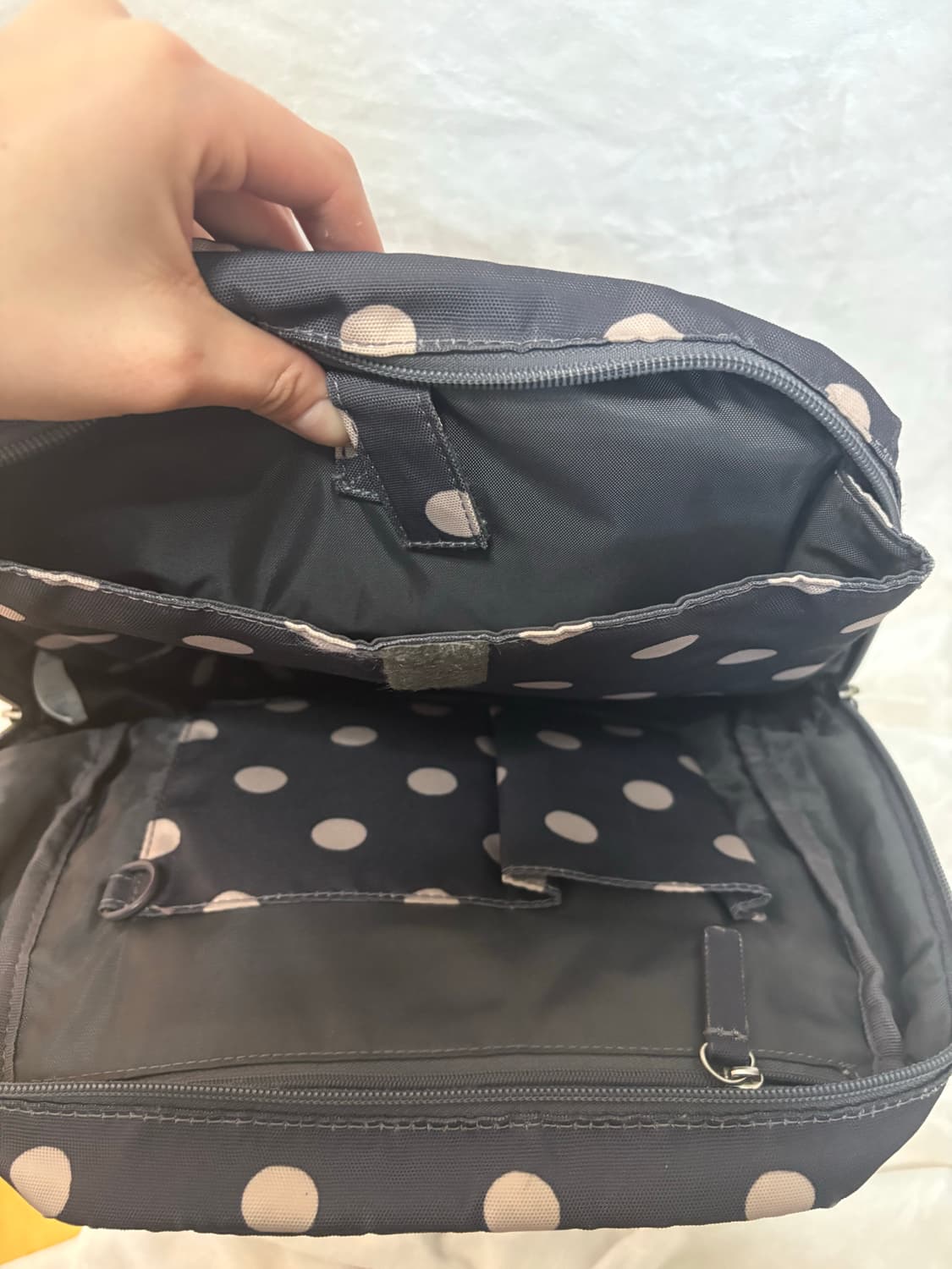 캐스키드슨 그레이 도트 백팩 상품이미지4