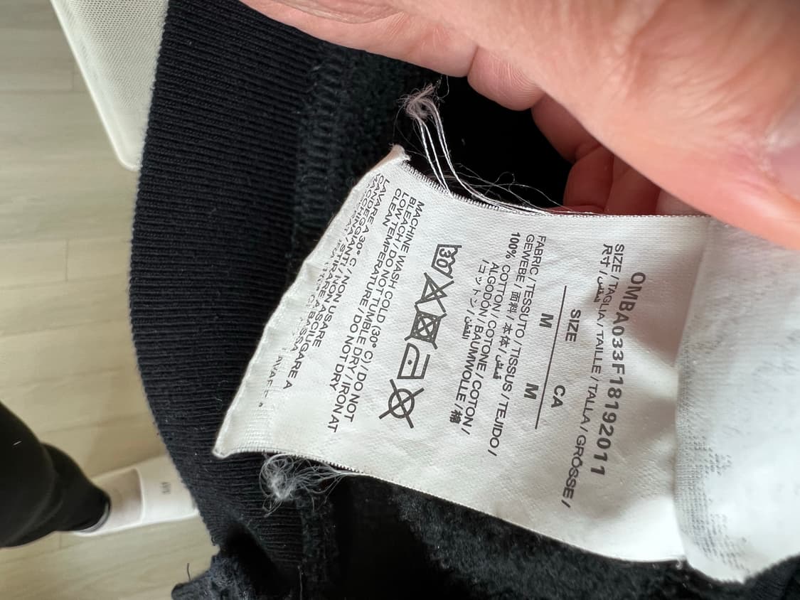 오프화이트 맨투맨 상품이미지4