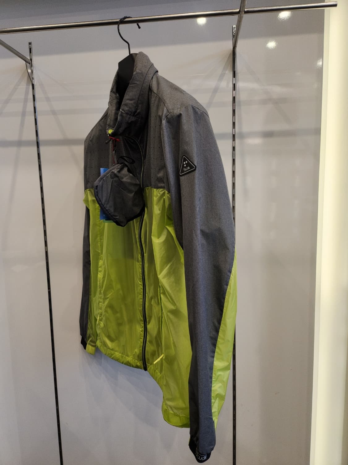 K2바람막이 105(새상품) 상품이미지4