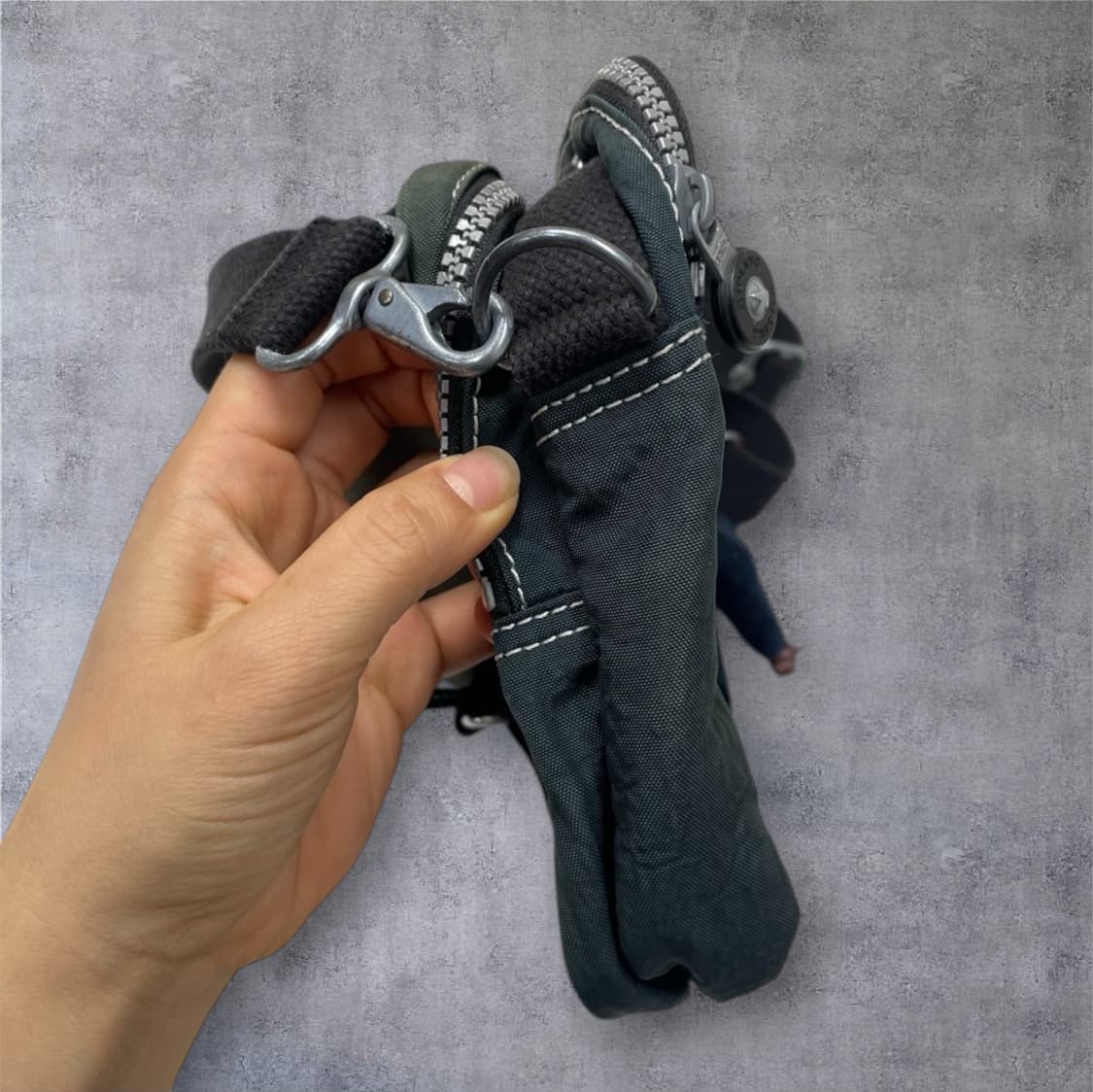 키플링 Kipling 네이비 미니 플랩 크로스백 상품이미지5