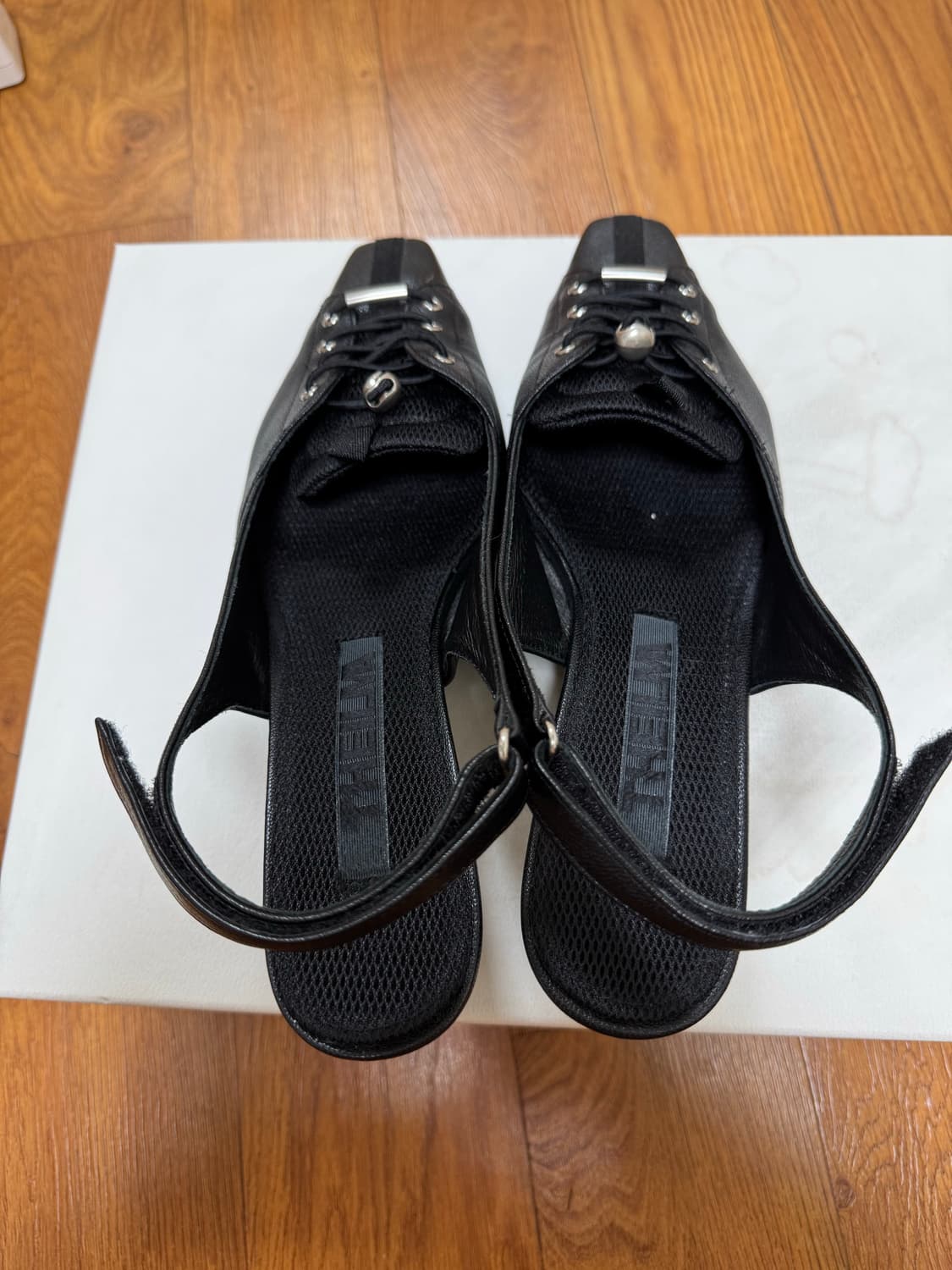 더일마ALO SPORTY SLINGBACK HEELS 상품이미지7