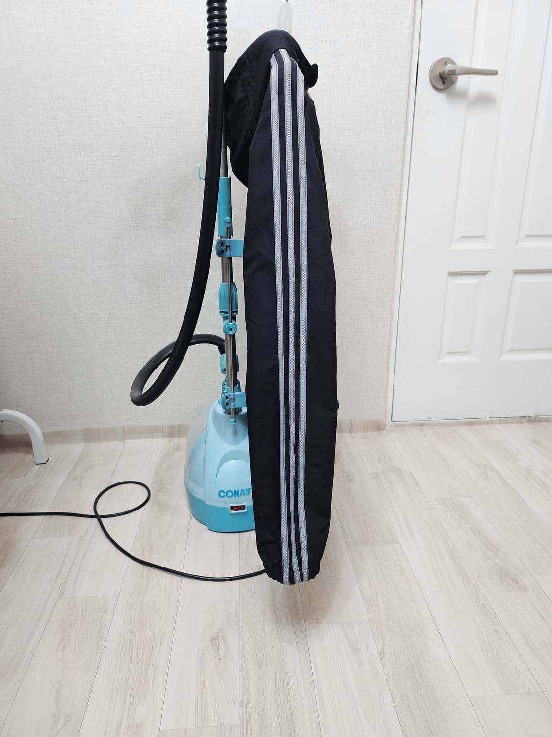 (105~110)XL ☆초희귀☆ 아디다스 에센셜 [검실그레이] 바람막이 상품이미지5