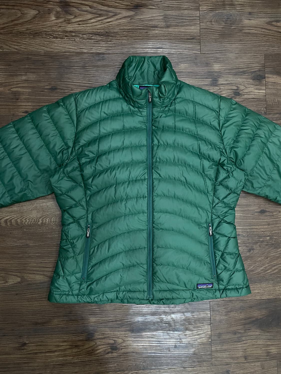 파타고니아 다운 스웨터 패딩 자켓 그린 상품이미지3