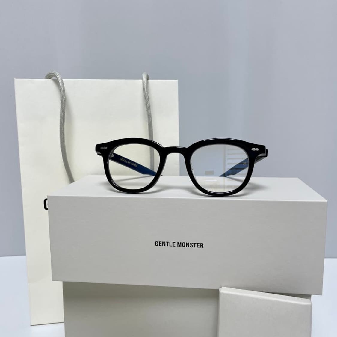 젠틀몬스터 데이 01 블랙 상품이미지2