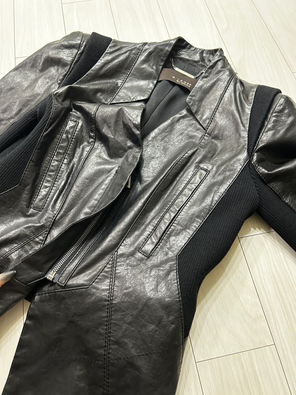 슬림핏 양가죽 레더자켓 니트 vkei 락시크 상품이미지4