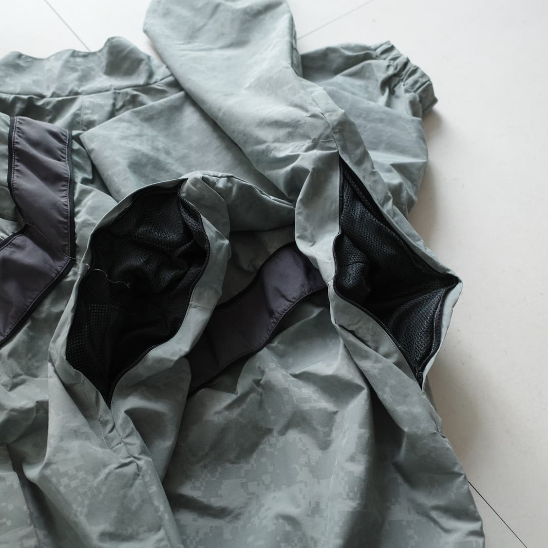 00s 미군 육군 IPFU 피지컬 트레이닝 자켓 M/R 상품이미지10