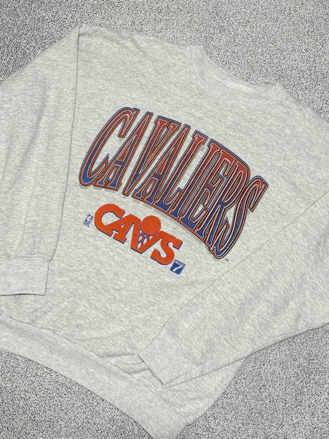 90s Vintage 클리블랜드 캐벌리어스 스웻셔츠 상품이미지1