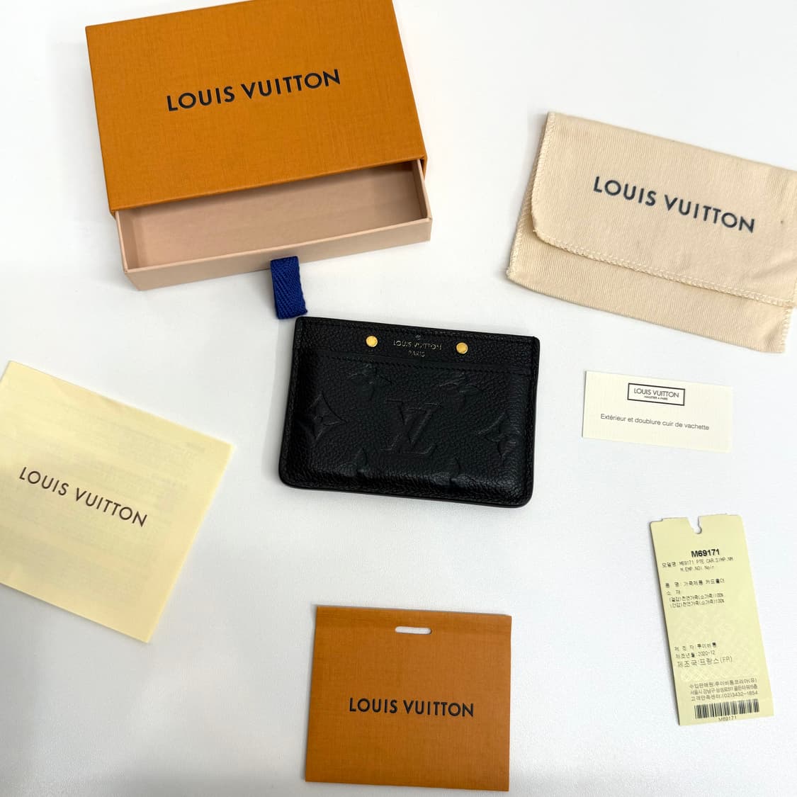 [25년 / 1회 착용] 보테가베네타 투톤 반지갑 블랙 그린 상품이미지8