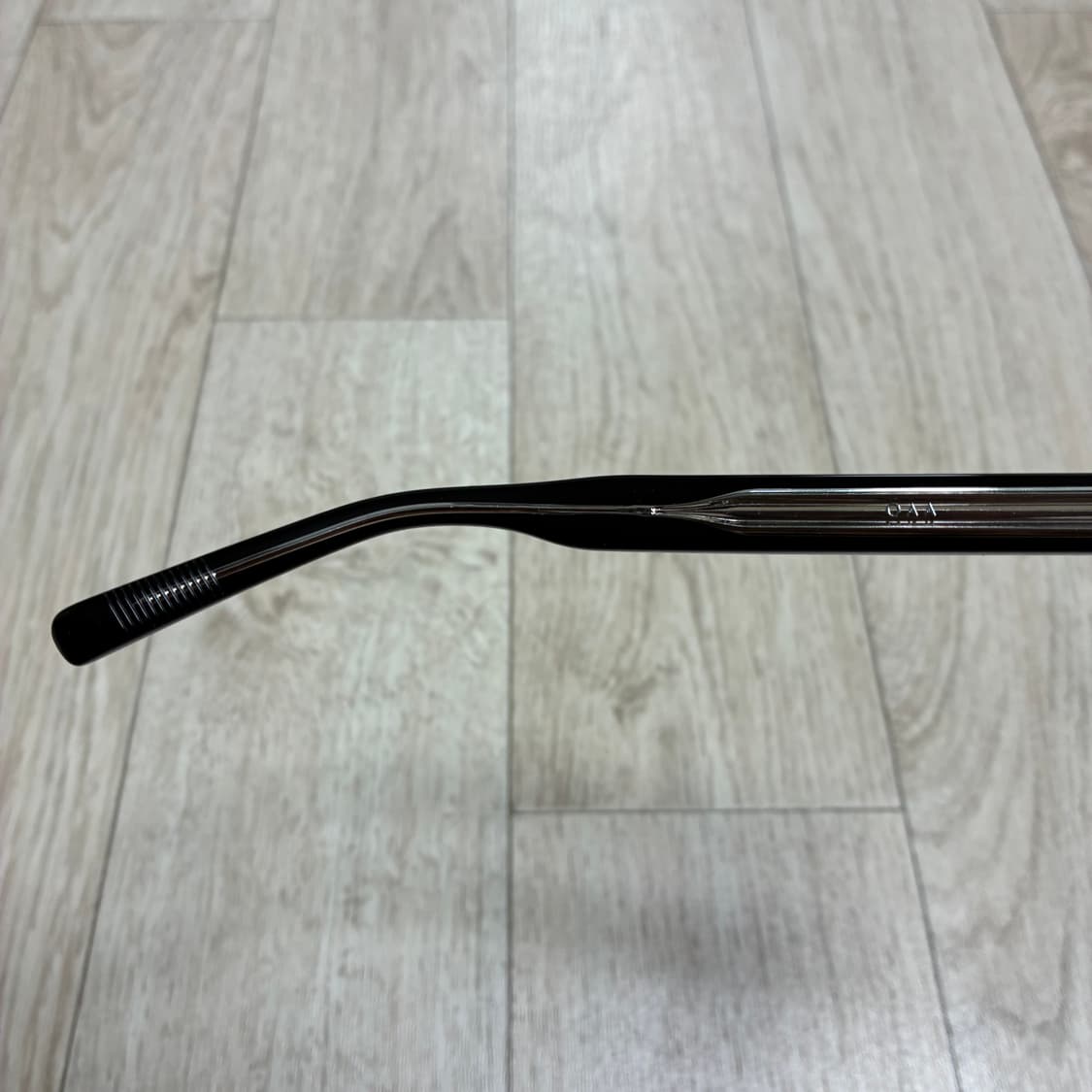 [새상품 풀박스] 젠틀몬스터 오아 OAA V1 (V) 퍼플 렌즈 상품이미지7