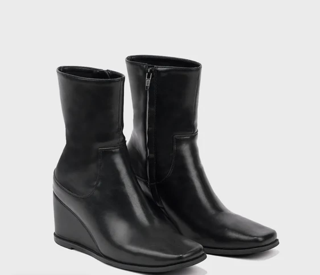 다이닛 스퀘어 볼드 미들 부츠 블랙 상품이미지1