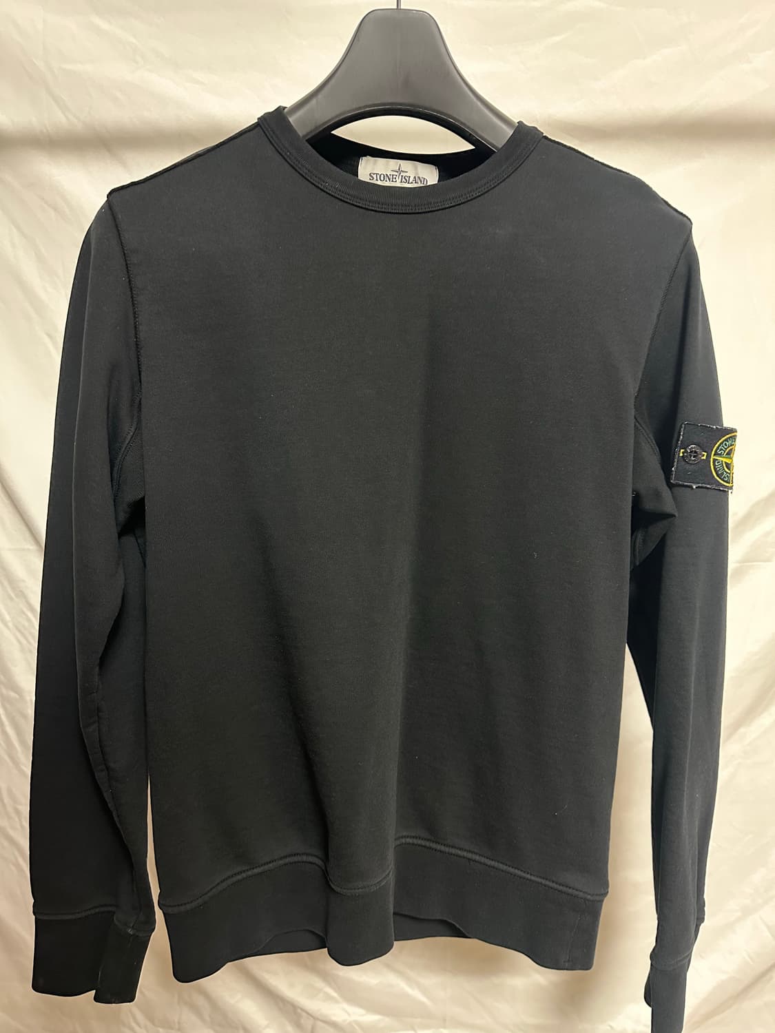 스톤아일랜드 블랙 맨투맨 (M) 상품이미지1